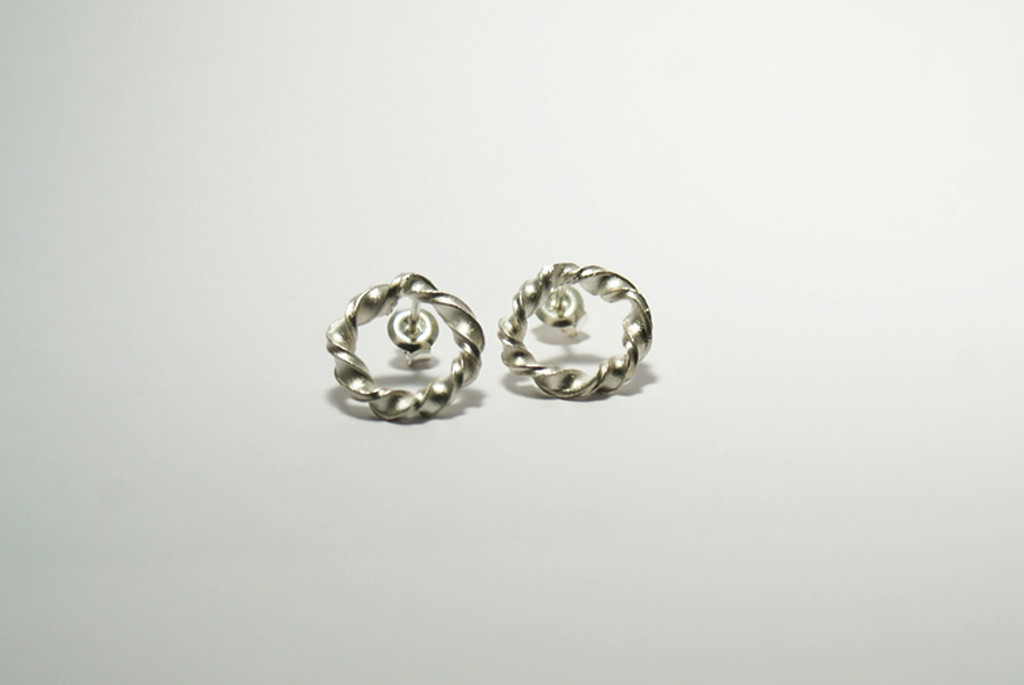 3_earrings silver.jpg